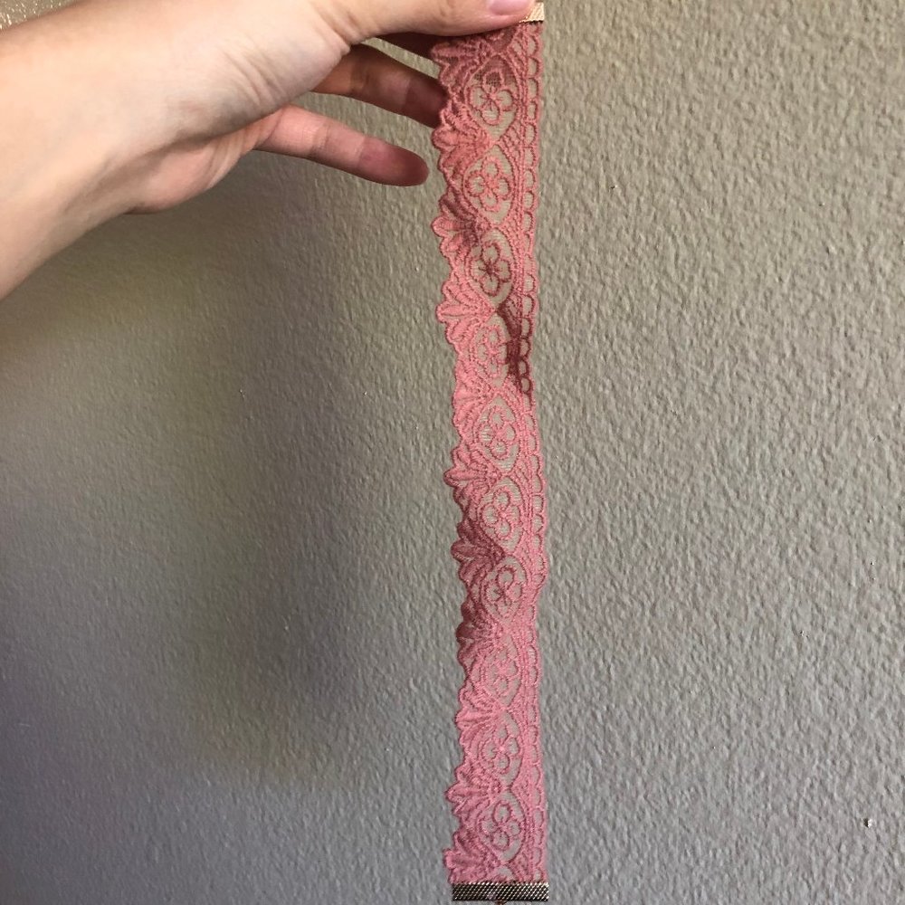 NEW Pink choker